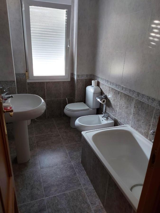 Hostal Linares Villanueva de Argano Luaran gambar